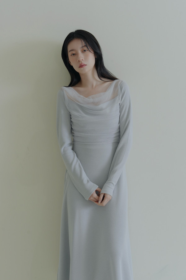 垂領抓褶網紗長洋裝(淺藍) 