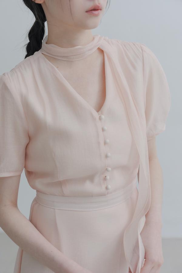 領巾小包袖天絲洋裝(淺粉) 