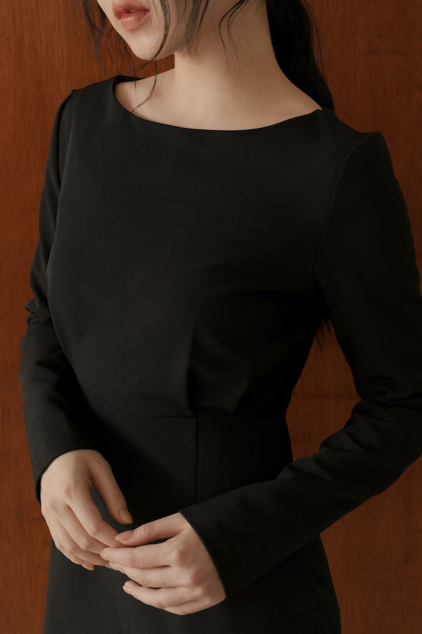 下襬透紗船型領小洋裝(黑) 