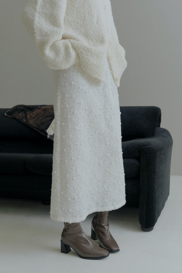 立體球球毛絨感長裙(白) 