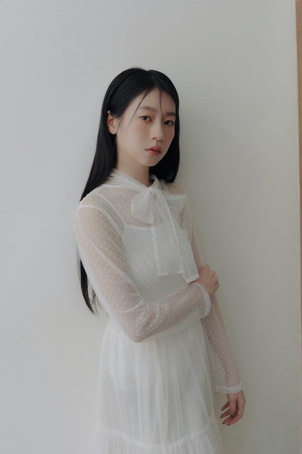 波點透膚感綁帶上衣(白) 