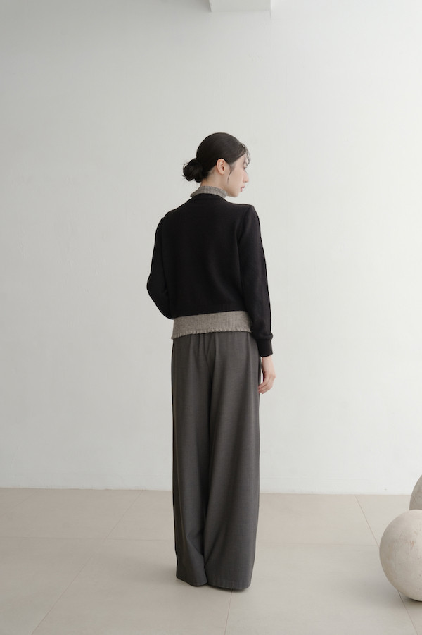 假兩件式木耳邊針織上衣(灰黑) 