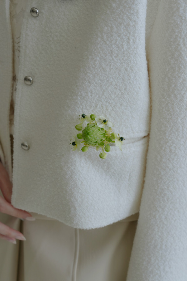 簡約圓釦小香風外套(米白) 