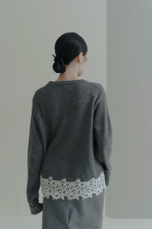 下擺蕾絲純羊毛上衣(灰) 