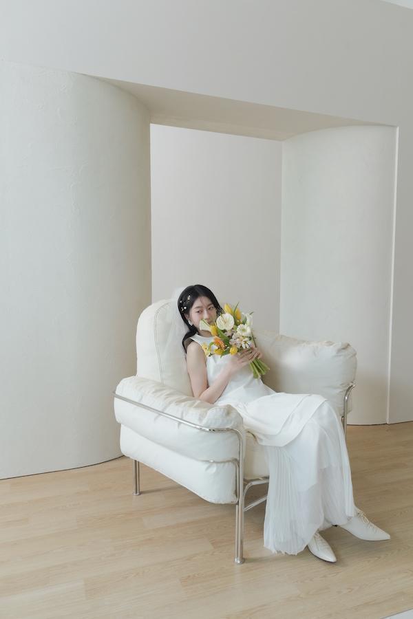 快閃-細百褶紋理蕾絲長裙(白) 