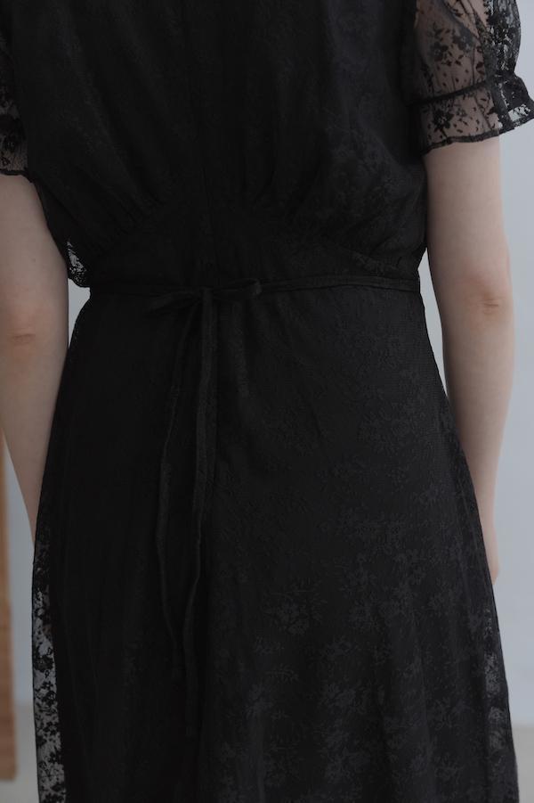 春日小花刺繡長洋裝(黑) 