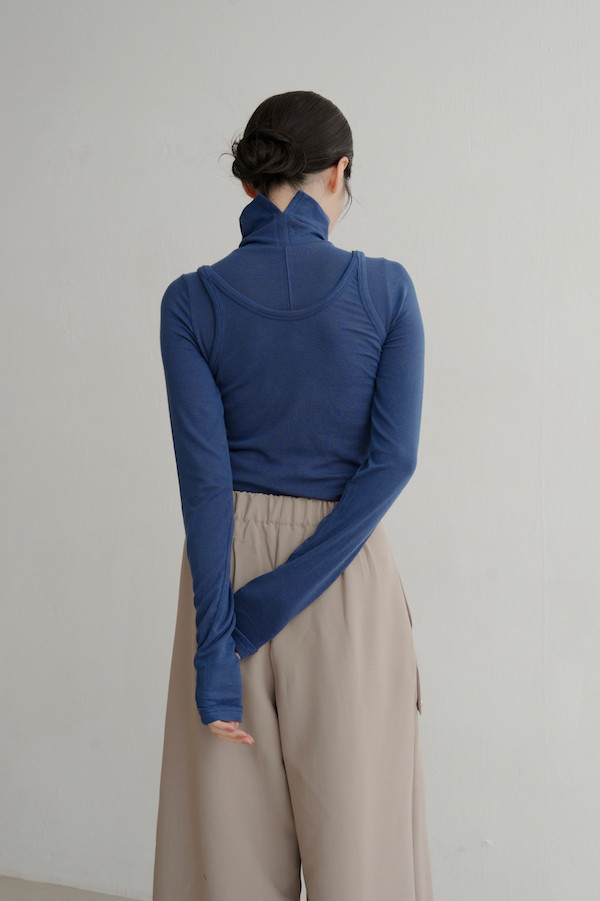 後領開衩附背心上衣(寶藍) 