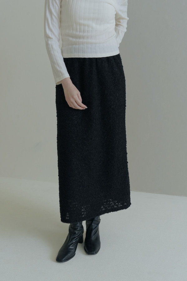 立體球球毛絨感長裙(黑) 
