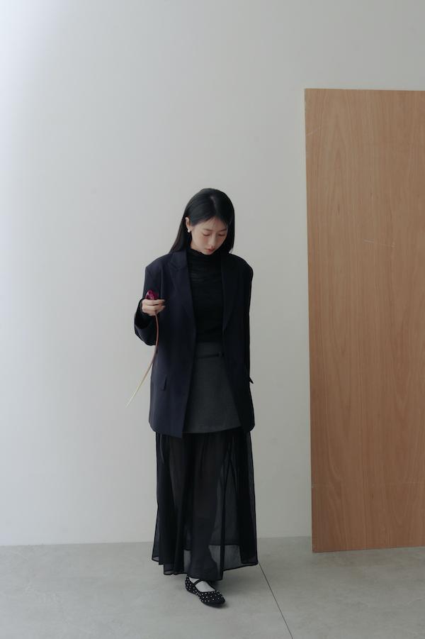 附腰帶時髦西裝外套(黑) 