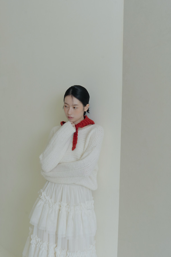 簡約Ｖ領針織落肩上衣(白) 