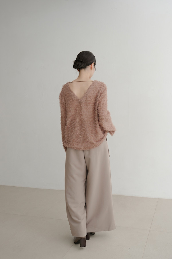 Ｖ領亮亮毛毛上衣(橘咖) 