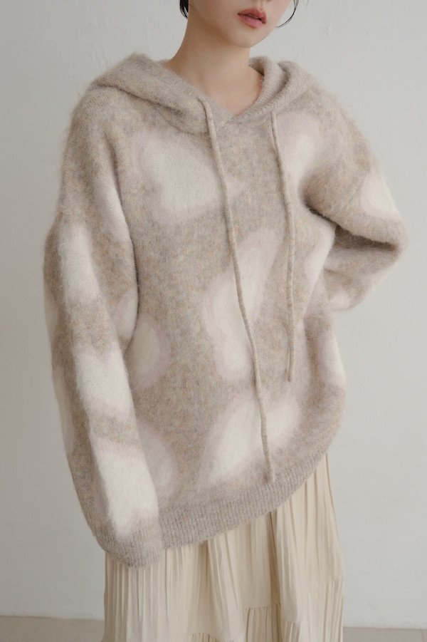 暈染愛心連帽毛衣(淺灰) 