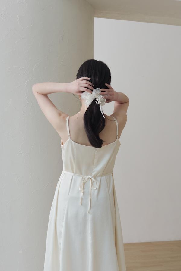 快閃-法式蕾絲緞面連身裙(米白) 