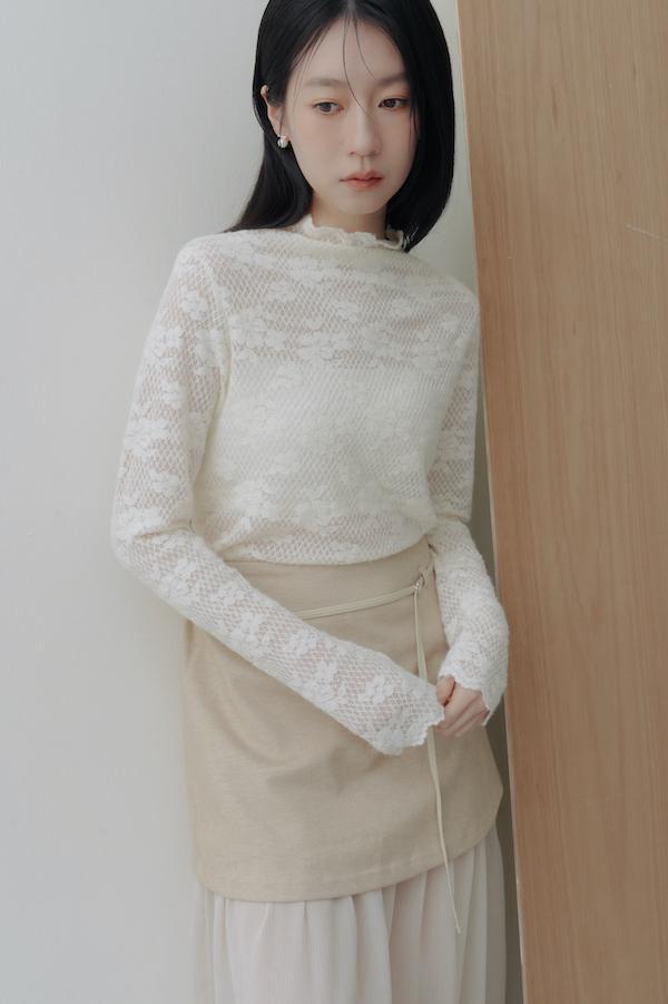 包領花朵蕾絲上衣(白) 