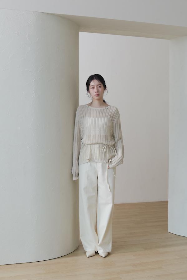 快閃-直條紋洞洞針織上衣(杏) 