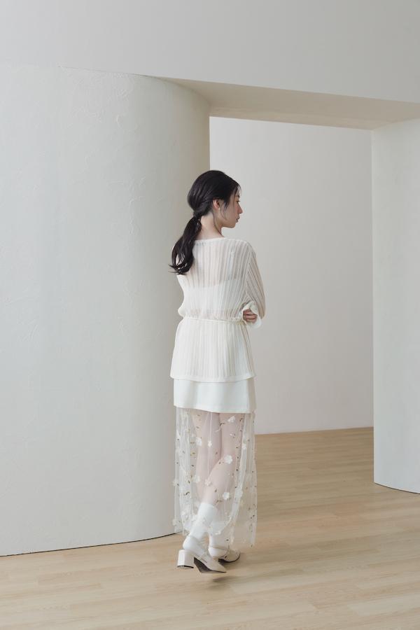 下襬拼接花朵刺繡紗裙(米白) 