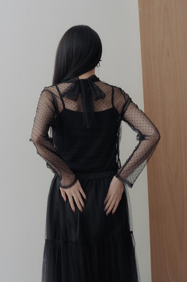 波點透膚感綁帶上衣(黑) 