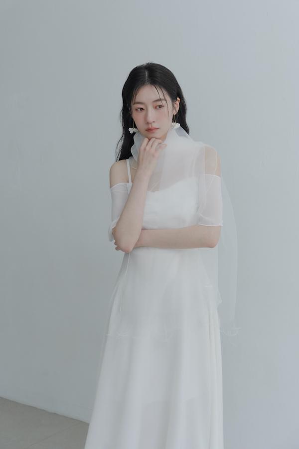 歐根紗毛邊鬚鬚絲巾(白) 