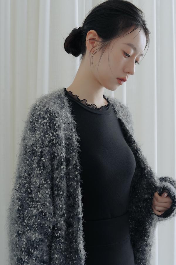 木耳薄紗滾邊天絲上衣(黑) 