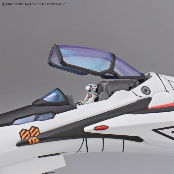 萬代 HG 1/100 VF-25F 救世主式可變戰機 早乙女有人座機 