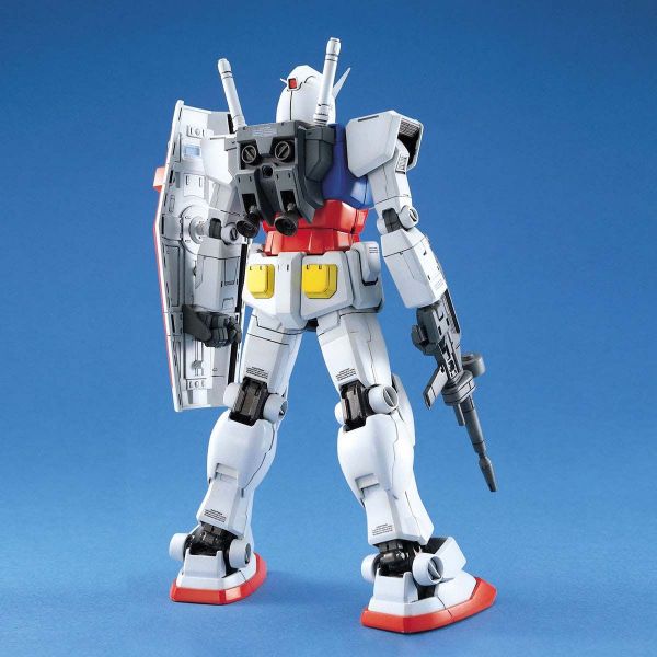 萬代 MG 1/100 RX-78-2(Ver1.5) 