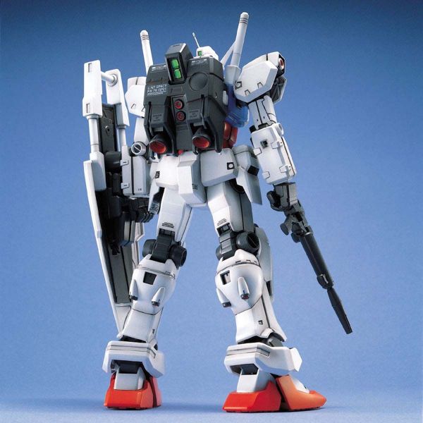 萬代 MG 1/100 RX-78GP01 