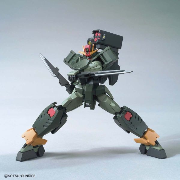 萬代 HG 1/144 量子型00指揮官鋼彈 