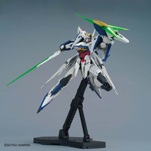 萬代 MG 1/100 星蝕鋼彈 