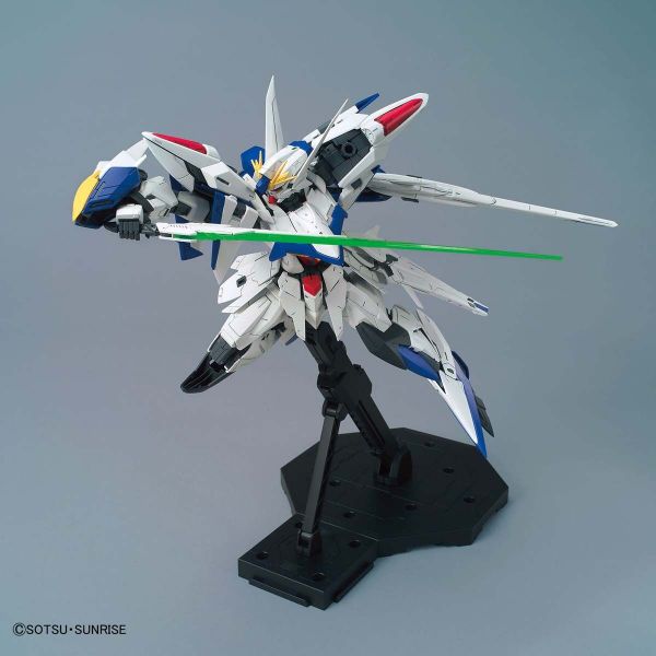 萬代 MG 1/100 星蝕鋼彈 