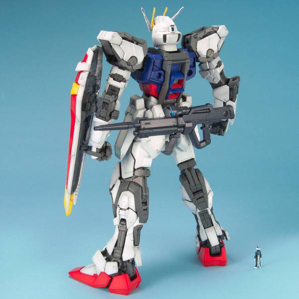 PG 1/60 GAT-X105 攻擊鋼彈 