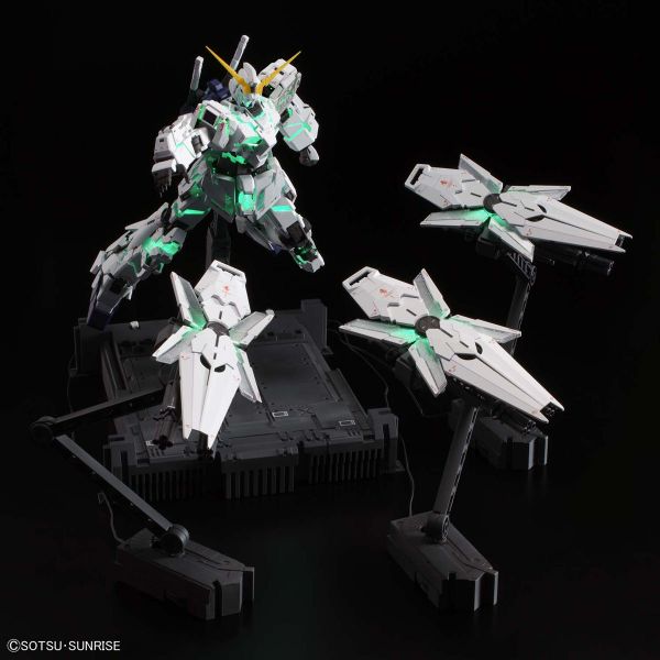 萬代 MGEX 1/100 獨角獸鋼彈 Ver.Ka 