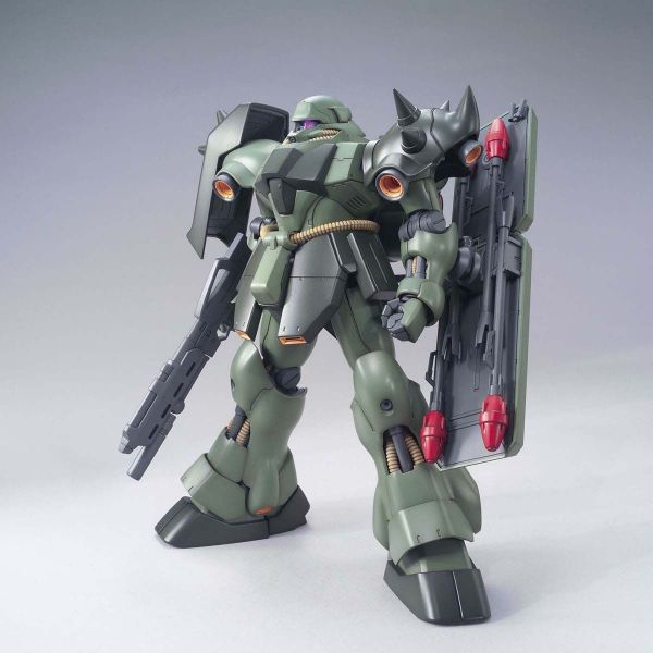 萬代 MG 1/100 基拉德卡 