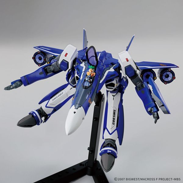 萬代 HG 1/100 VF-25G 救世主式可變戰機 (米海爾 布朗座機) 