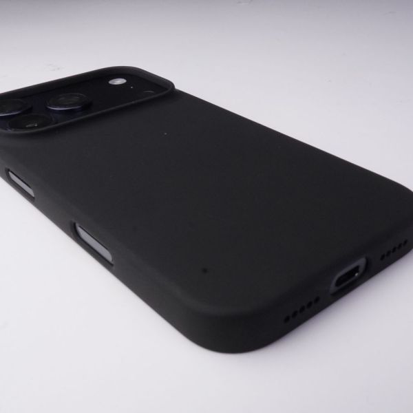 Apple iPhone 17 Pro SORA 超薄保護殼 moxbii,iphone17 pro超薄殼,超薄保護殼,不變黃保護殼,iphone17 pro透明磁吸殼,iphone17 pro超薄手機殼,casefinite,uag,犀牛盾,devilcase,casetify