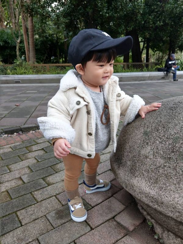 立領燈心羊羔絨外套 