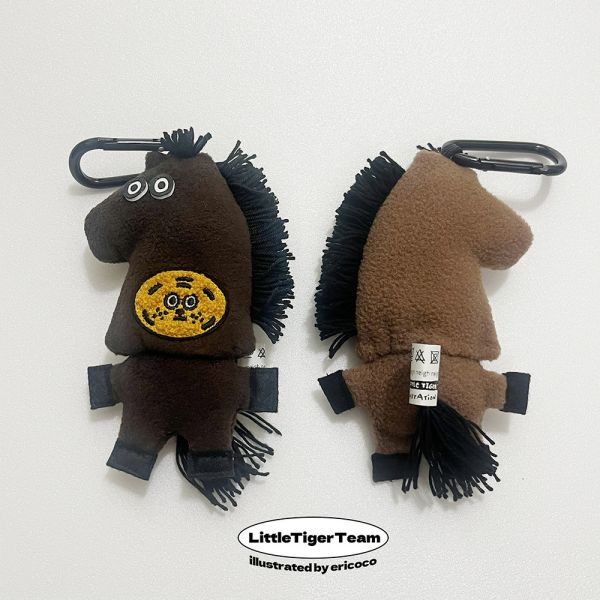 小虎馬吊飾 馬, tshirt, 大學tee