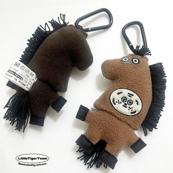 小虎馬吊飾 馬, tshirt, 大學tee