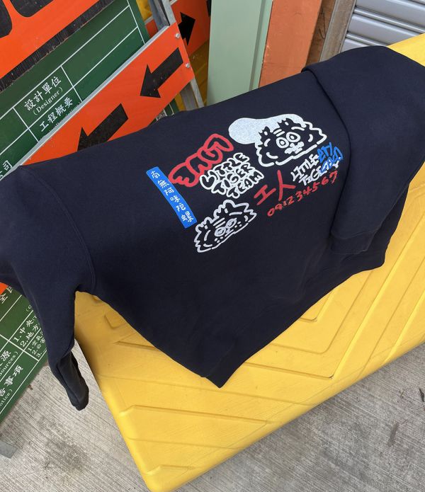 合法的塗鴉t-shirt跟大學tee 塗鴉, tshirt, 大學tee