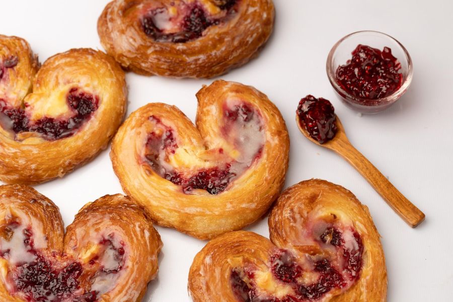 【2026新品】蝴蝶莓可頌 