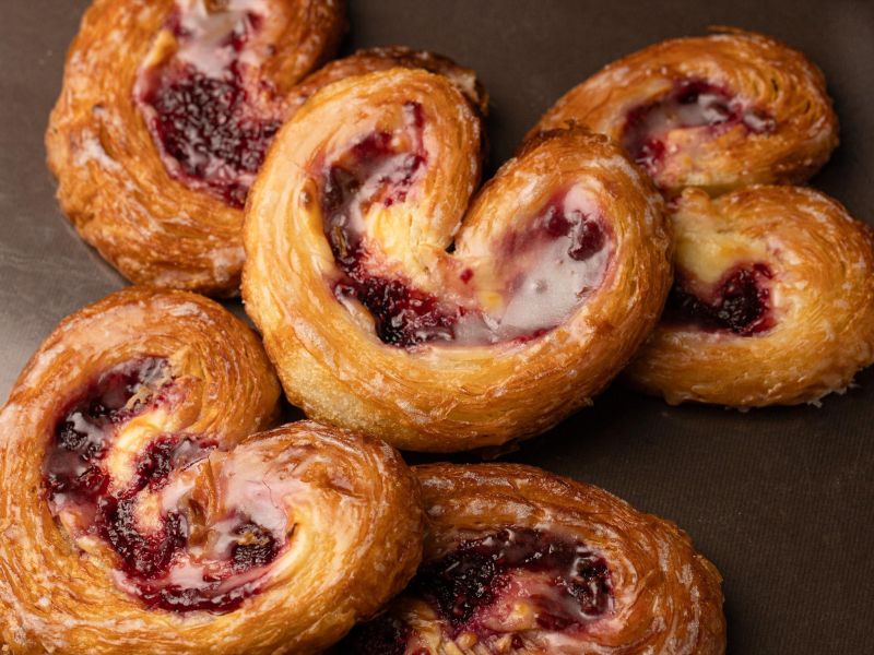 【2026新品】蝴蝶莓可頌 