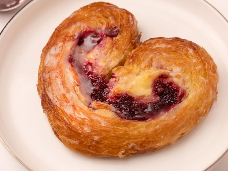 【2026新品】蝴蝶莓可頌 