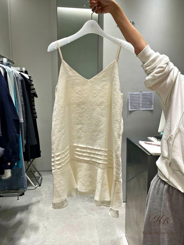 SS236 春季 好美的細肩帶洋裝 