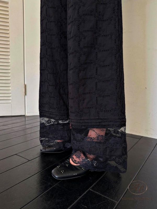 SS308 春季 重工的蕾絲雕花褲 