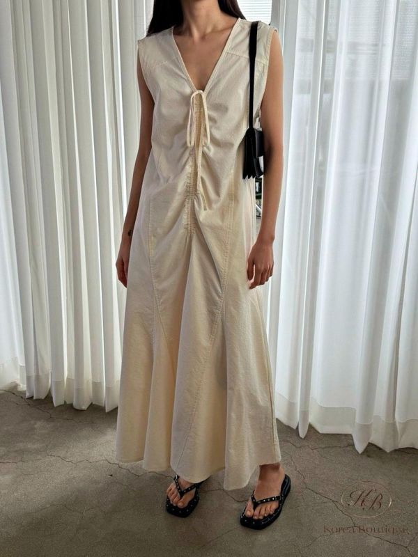 SS362 春季 很美的v領皺摺洋裝 