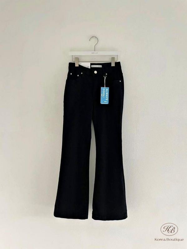 SS223 春季 涼感面料黑色喇叭褲 