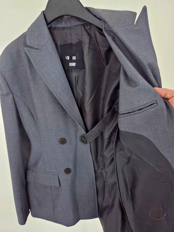SS89 春季 深色系長版西裝外套 