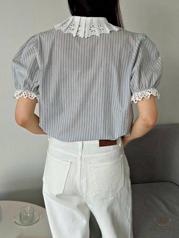 SS352 春季 鏤空花領口襯衫 