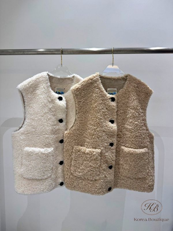 FWKR49  冬季 有扣子的毛毛背心 