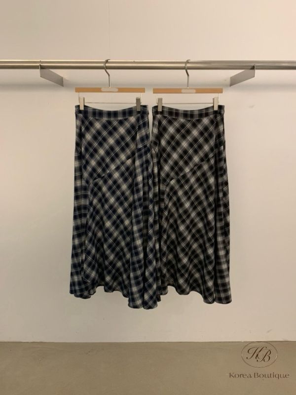 Fw83 秋季 經典格紋裙 