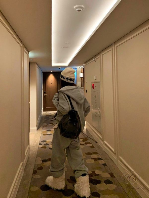 Fw474 冬季 加絨連帽運動褲裝 